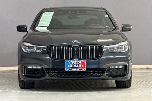 2019 BMW 740 740i