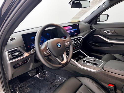 Black Sapphire Metallic 2024 BMW 330 330i