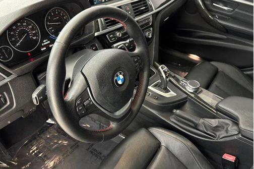 2017 BMW 330 330i