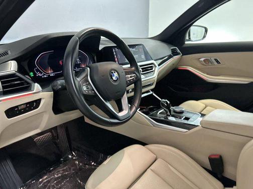 2022 BMW 330 330i