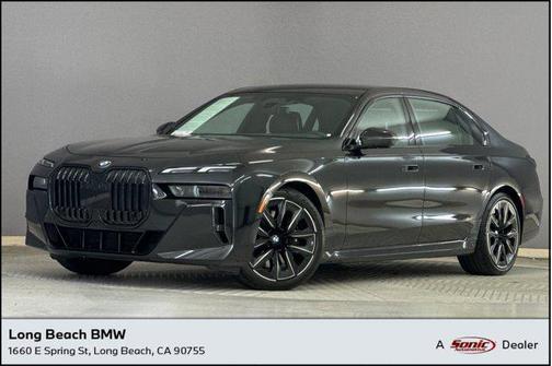 2023 BMW 740 i