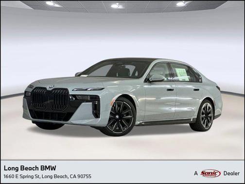 Brooklyn Grey Metallic 2026 BMW 740 740i