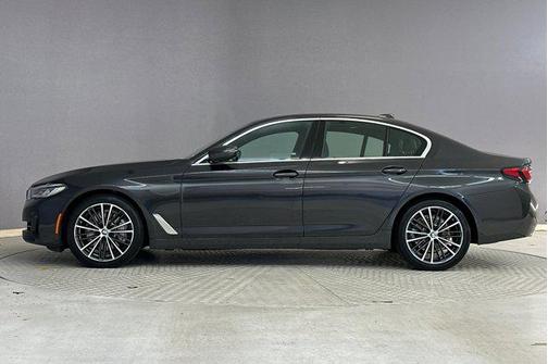 2023 BMW 530 i