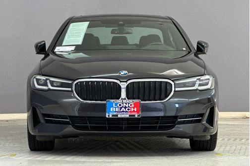 2023 BMW 530 i