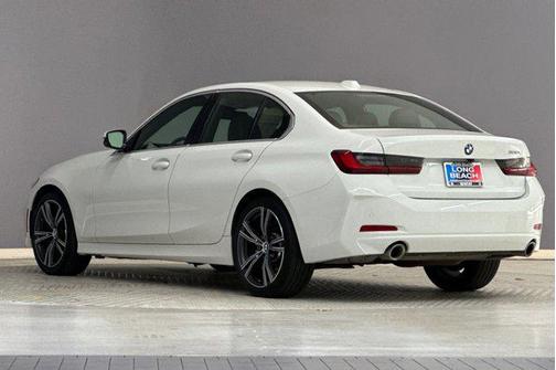 2024 BMW 330 i