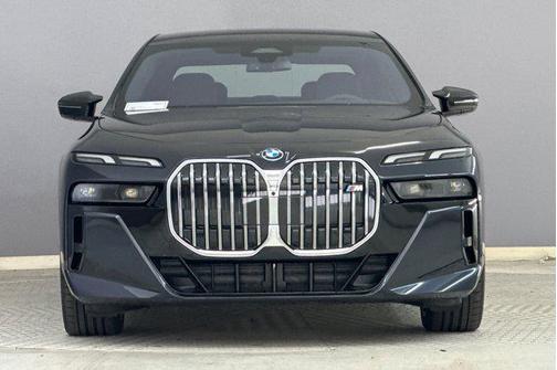 2026 BMW i7 M70