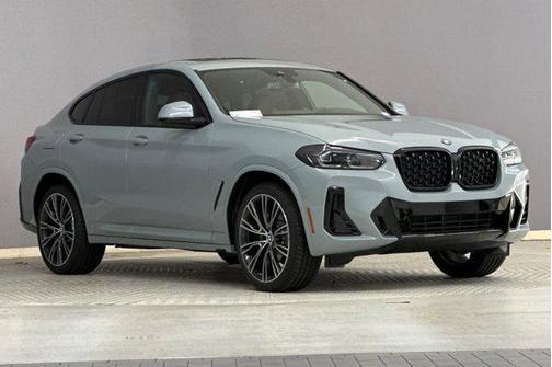 2025 BMW X4 xDrive30i