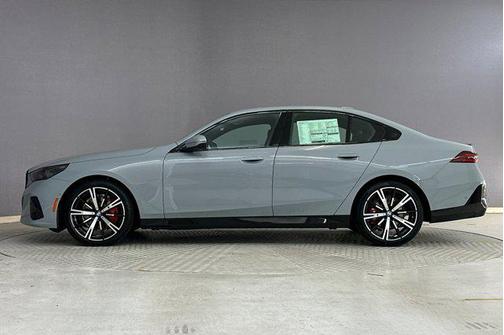 2026 BMW 530 i
