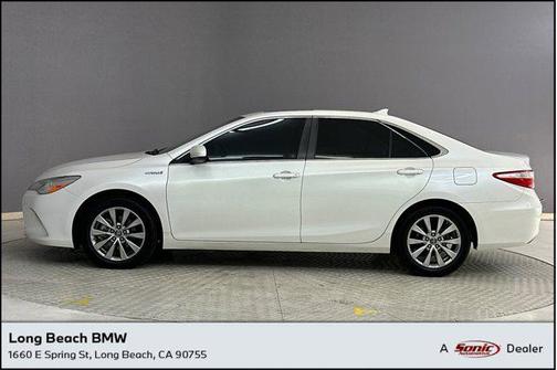 2017 Toyota Camry Hybrid XLE