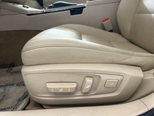 2015 Lexus ES 350 Crafted Line