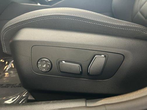 2025 BMW 530 i
