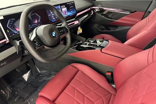Alpine White 2027 BMW 530 i