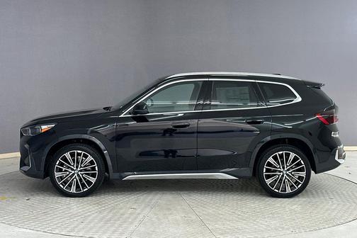 Jet Black 2025 BMW X1 xDrive28i