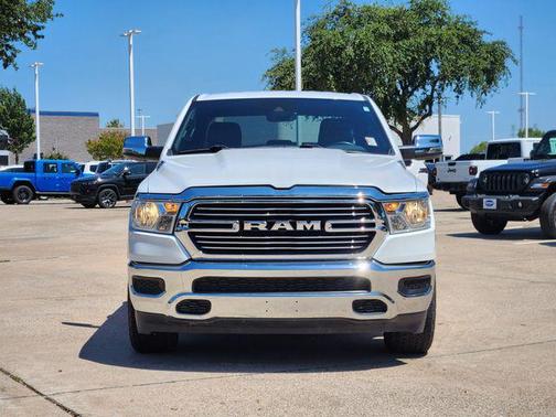 Bright White Clearcoat 2024 RAM 1500 Laramie