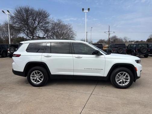 2024 Jeep Grand Cherokee L Laredo
