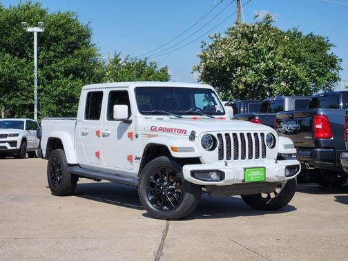 Bright White Clearcoat 2023 Jeep Gladiator Overland