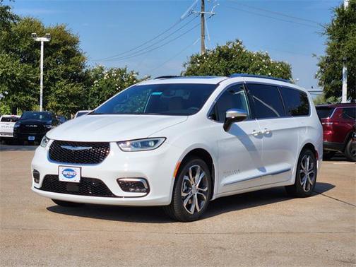 2026 Chrysler Pacifica L