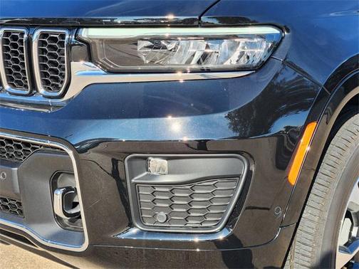 2025 Jeep Grand Cherokee Overland