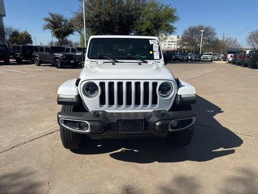 2023 Jeep Wrangler 4-Door Sahara 4x4
