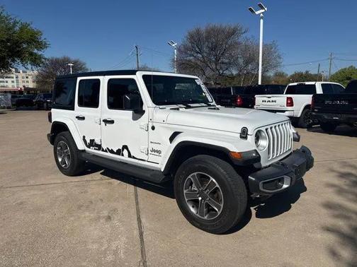 2023 Jeep Wrangler 4-Door Sahara 4x4