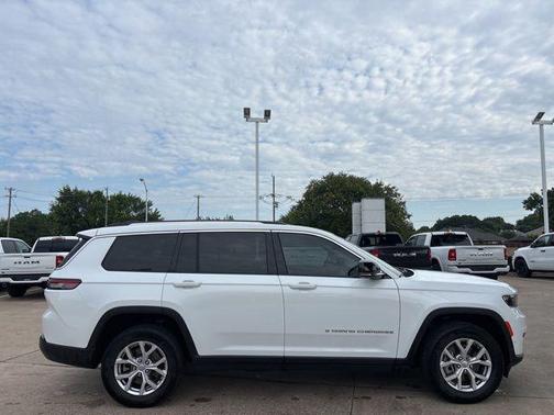 Bright White Clearcoat 2022 Jeep Grand Cherokee L Limited