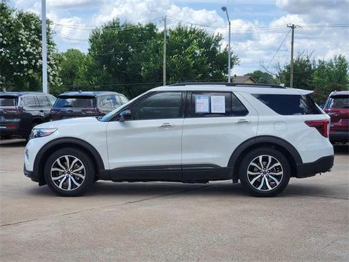 2022 Ford Explorer ST-Line
