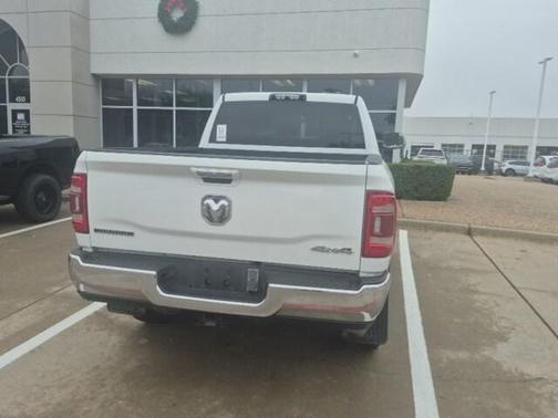 2020 RAM 2500 Big Horn Crew Cab 4X4 6'4' Box