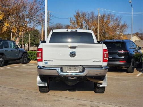 2020 RAM 2500 Big Horn Crew Cab 4X4 6'4' Box