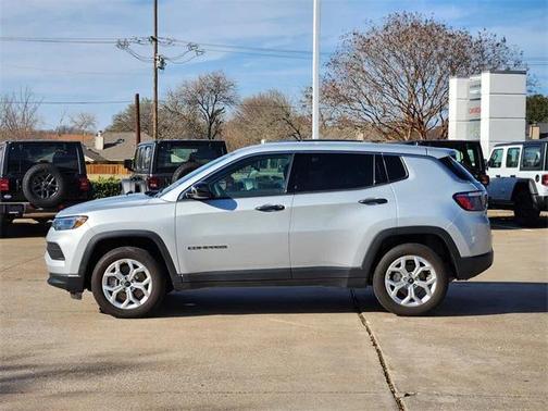 2025 Jeep Compass Sport