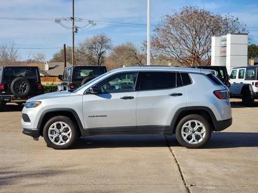 2025 Jeep Compass Sport