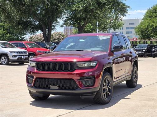 2025 Jeep Grand Cherokee Altitude