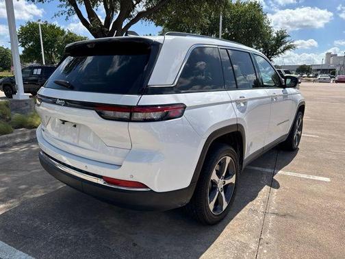 Bright White Clearcoat 2023 Jeep Grand Cherokee 4xe Base