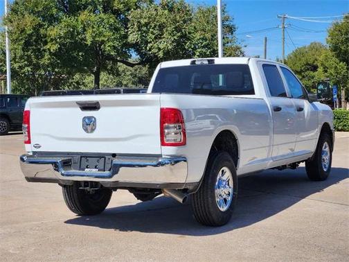 2024 RAM 2500 Tradesman Crew Cab 4x2 8' Box