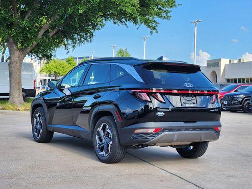 Black Pearl 2024 Hyundai TUCSON Hybrid Limited