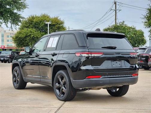 2023 Jeep Grand Cherokee Altitude