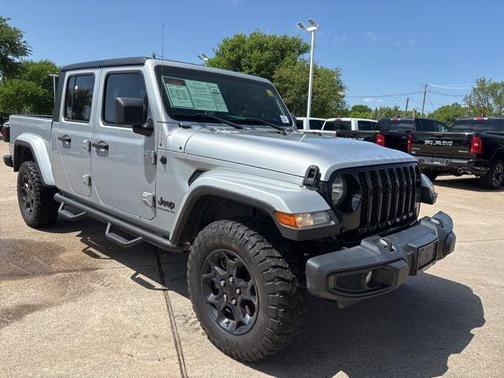 Silver Zynith Clearcoat 2023 Jeep Gladiator Sport