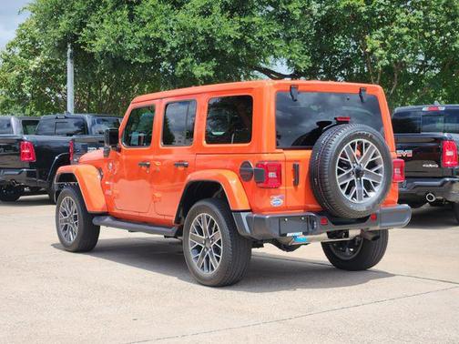 Punkn Metallic Clearcoat 2023 Jeep Wrangler 4xe Sahara