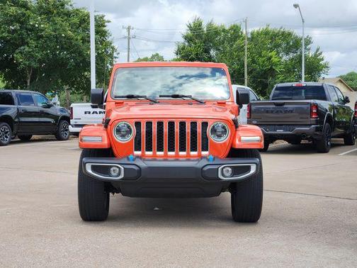 Punkn Metallic Clearcoat 2023 Jeep Wrangler 4xe Sahara