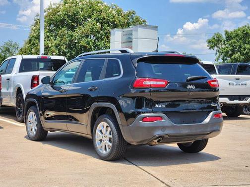 Diamond Black Crystal Pearlcoat 2018 Jeep Cherokee Latitude Plus