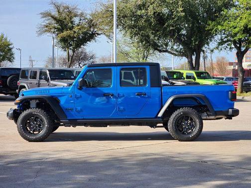 2024 Jeep Gladiator Sport