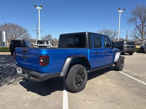 2024 Jeep Gladiator Sport