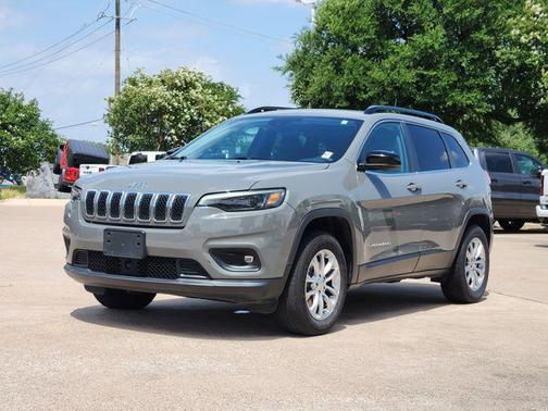 Sting-Gray Clearcoat 2022 Jeep Cherokee Latitude Lux