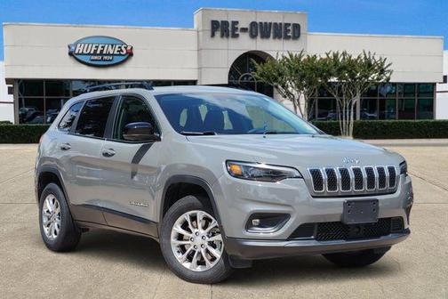 Sting-Gray Clearcoat 2022 Jeep Cherokee Latitude Lux