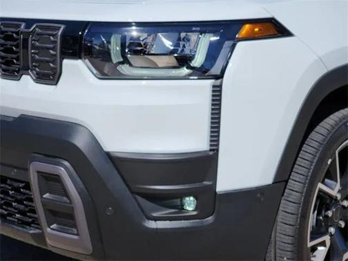 2026 Jeep Cherokee Overland