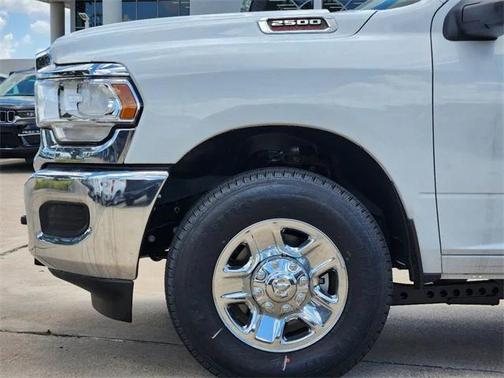 2024 RAM 2500 Tradesman Crew Cab 4x2 8' Box