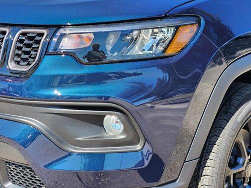 Fathom Blue Pearl Coat 2026 Jeep Compass Latitude