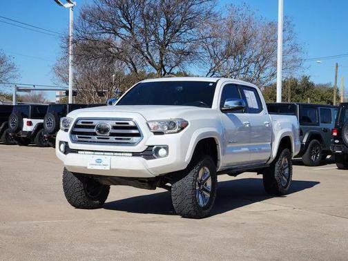 Super White 2018 Toyota Tacoma Limited