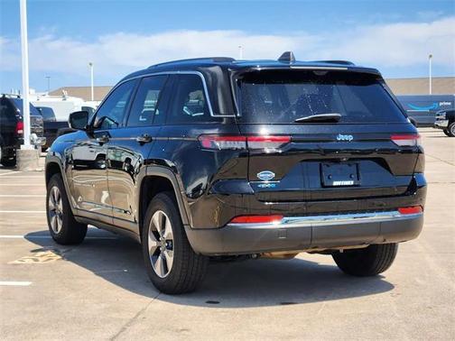 2022 Jeep Grand Cherokee 4xe Base