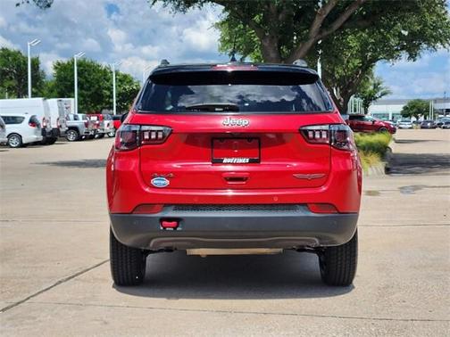 2023 Jeep Compass Trailhawk