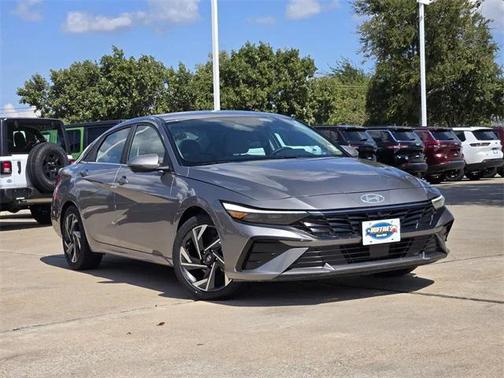 2024 Hyundai ELANTRA Limited